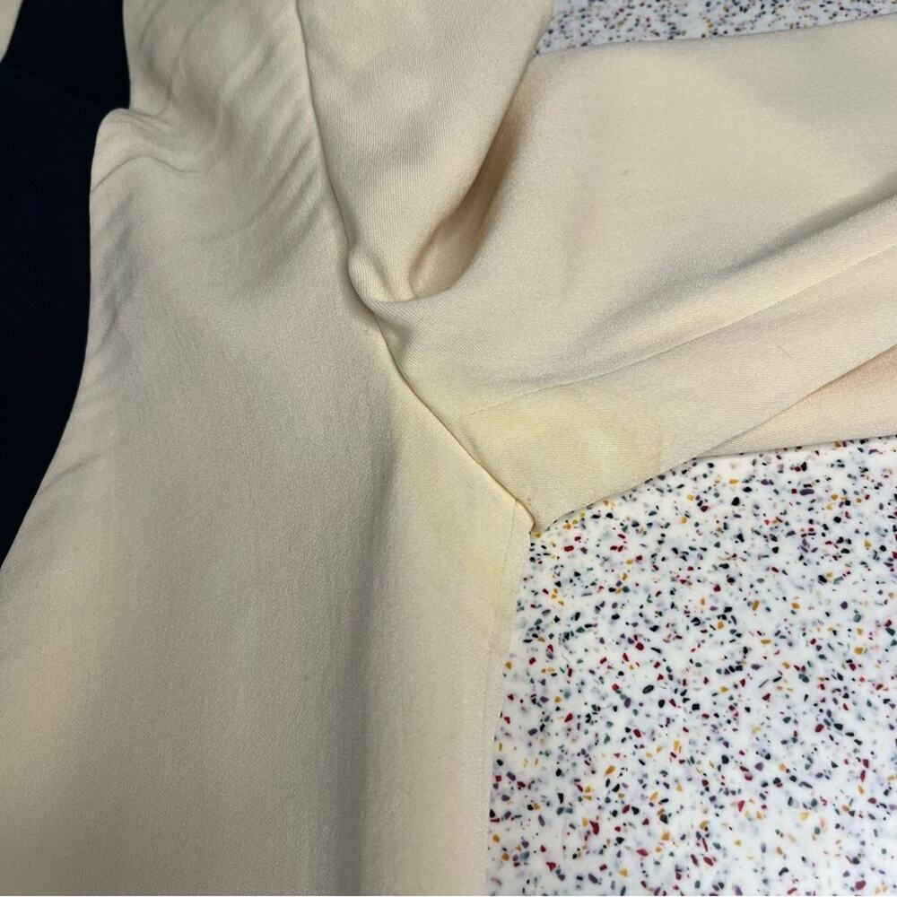 Vintage Fendi Women’s Mock Blazer Ivory Navy Blazer Structured Blouse Size 44 - Picture 16 of 16